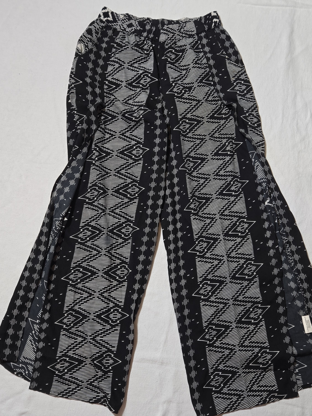 EARTHBOUND Black & White Geometric Wide-Leg Pants